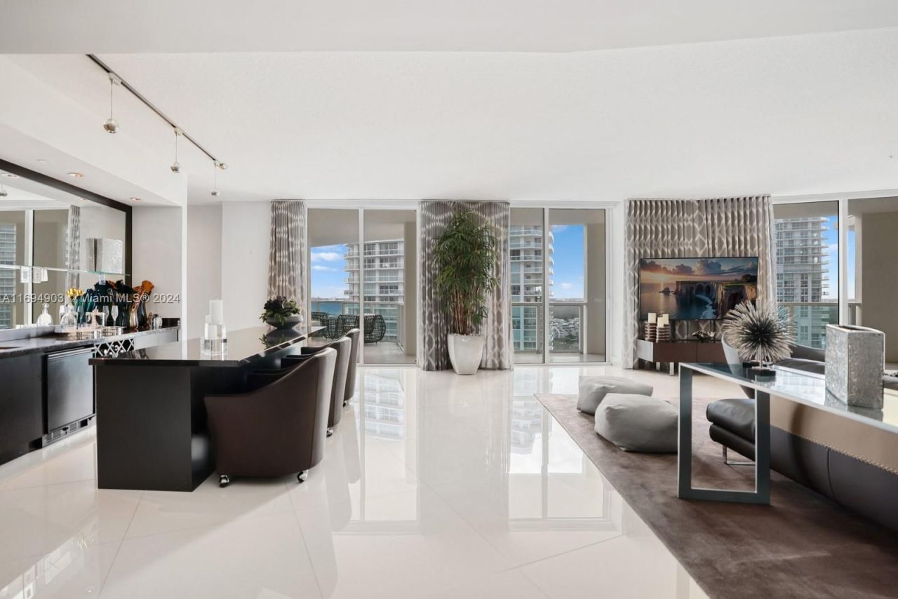 Penthouse à Miami, États-Unis, 280 m² - image 5