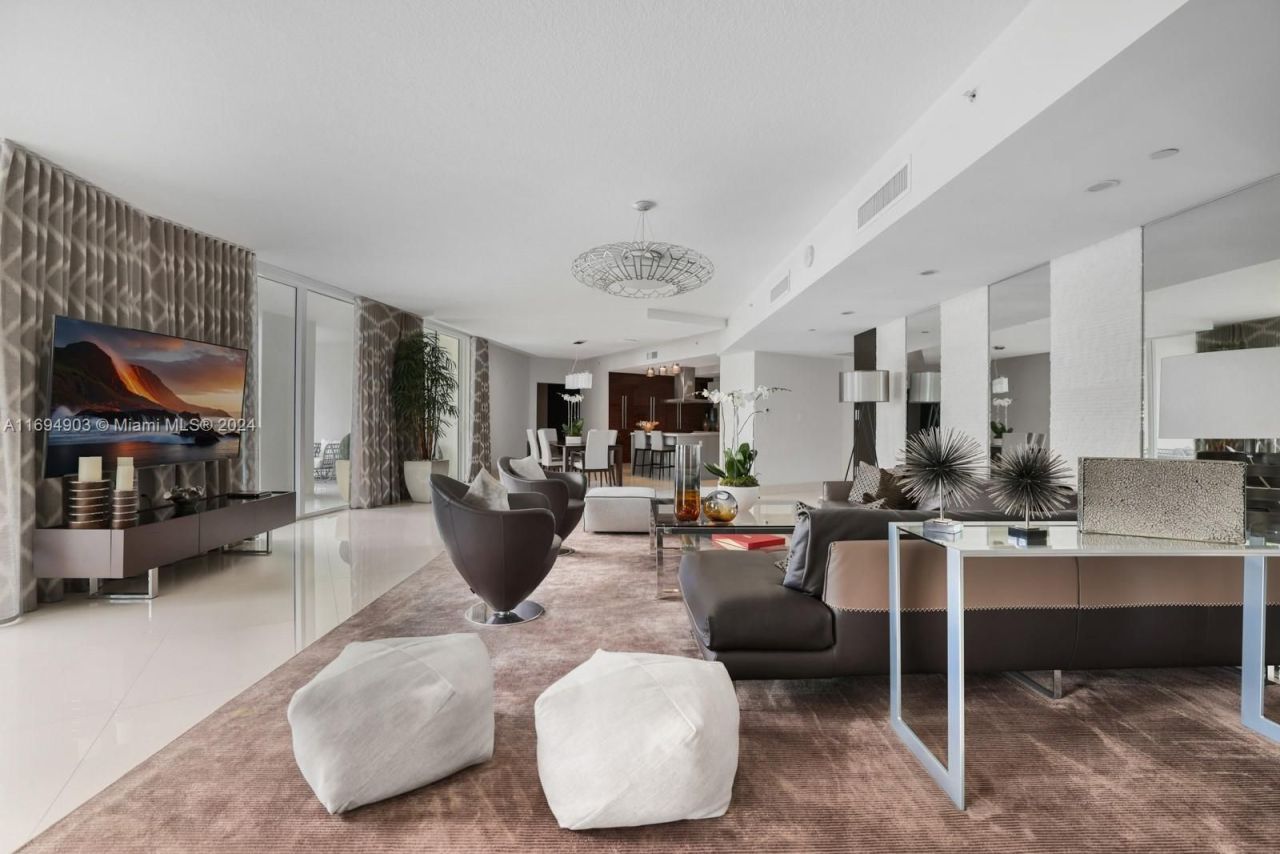 Penthouse à Miami, États-Unis, 280 m² - image 2