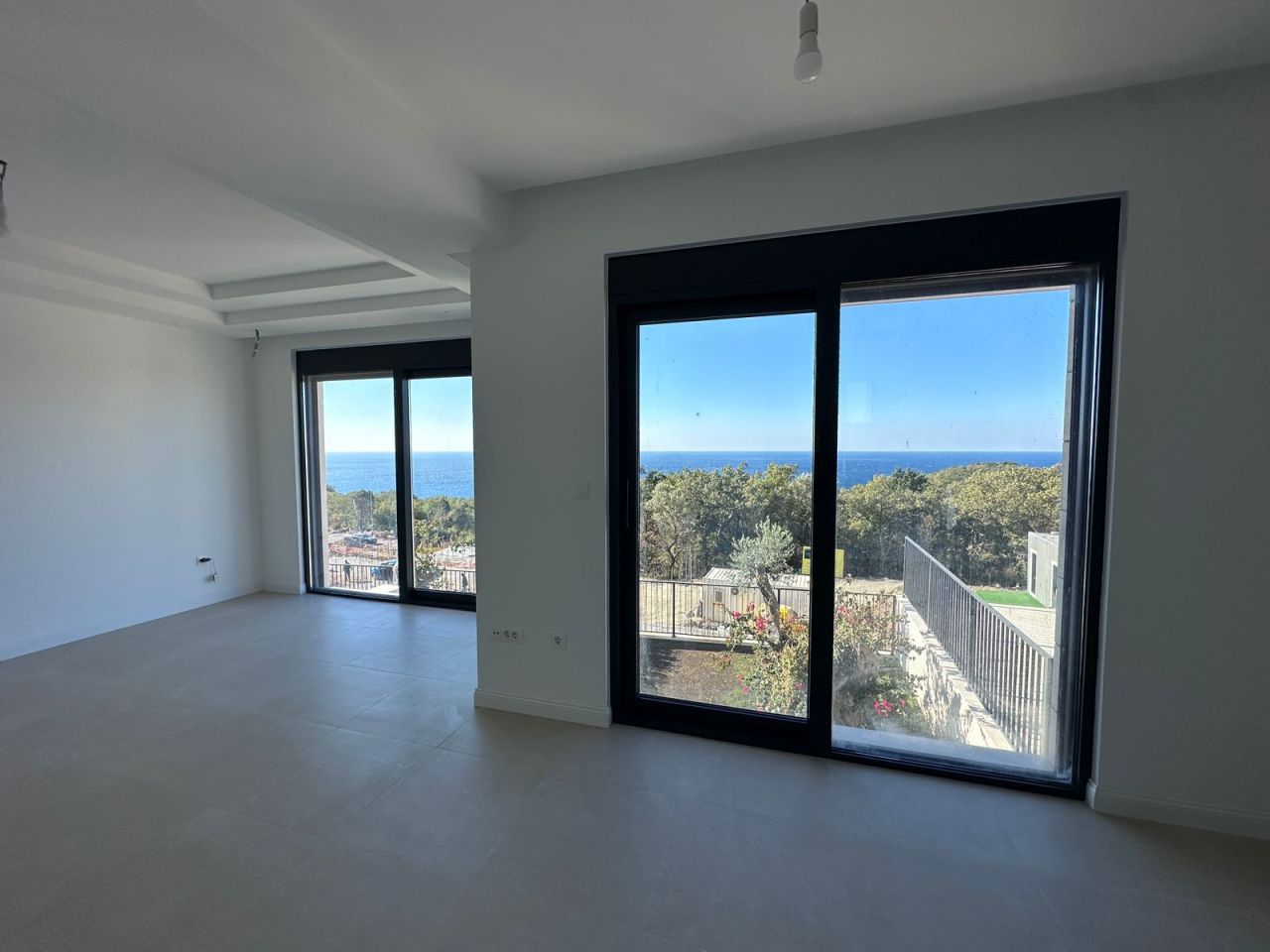 Stadthaus in Rezevici, Montenegro, 140 m² - Foto 7