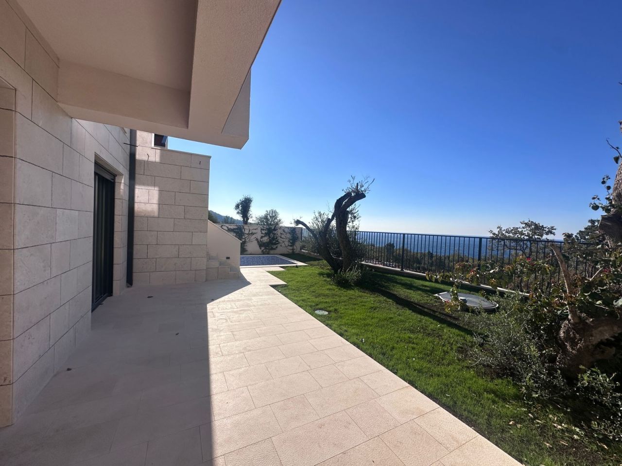 Stadthaus in Rezevici, Montenegro, 140 m² - Foto 11