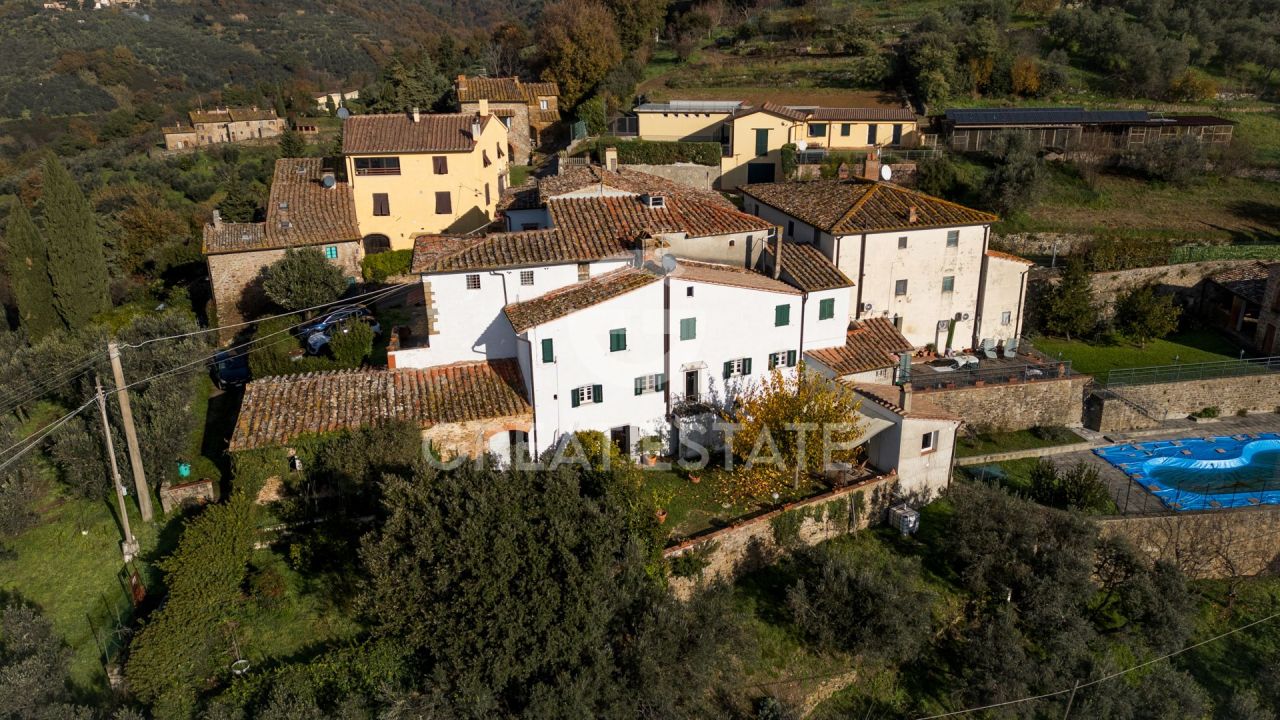 Casa a Vinci, Italia, 239 m² - foto 3