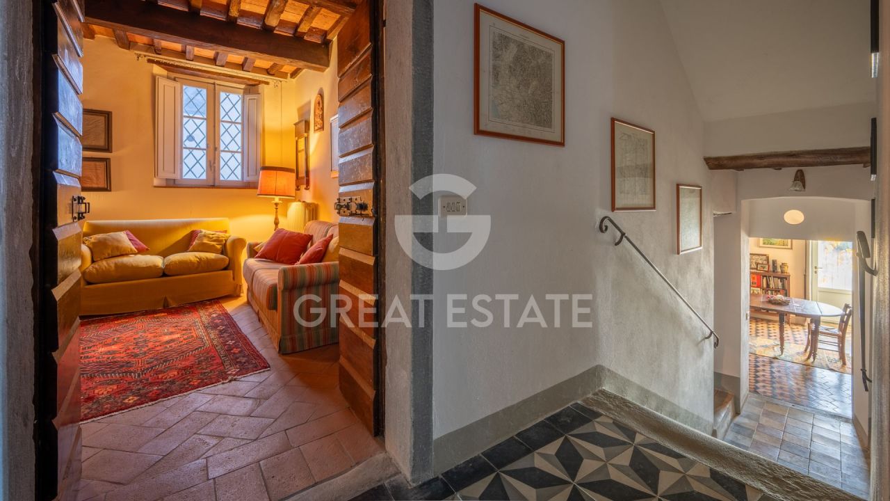 Casa a Vinci, Italia, 239 m² - foto 14