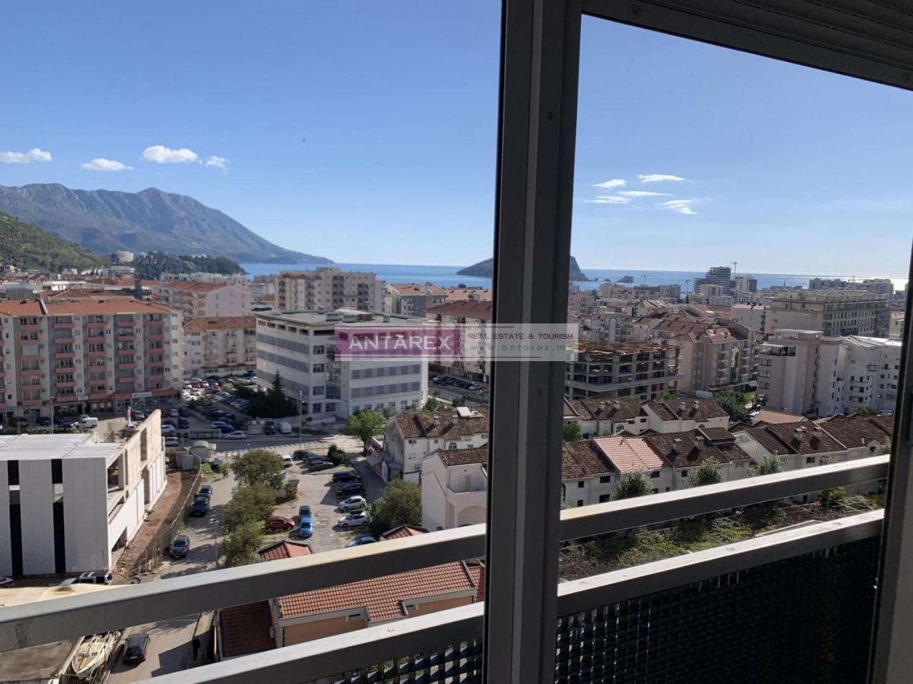 Appartement à Budva, Monténégro, 56 m² - image 1