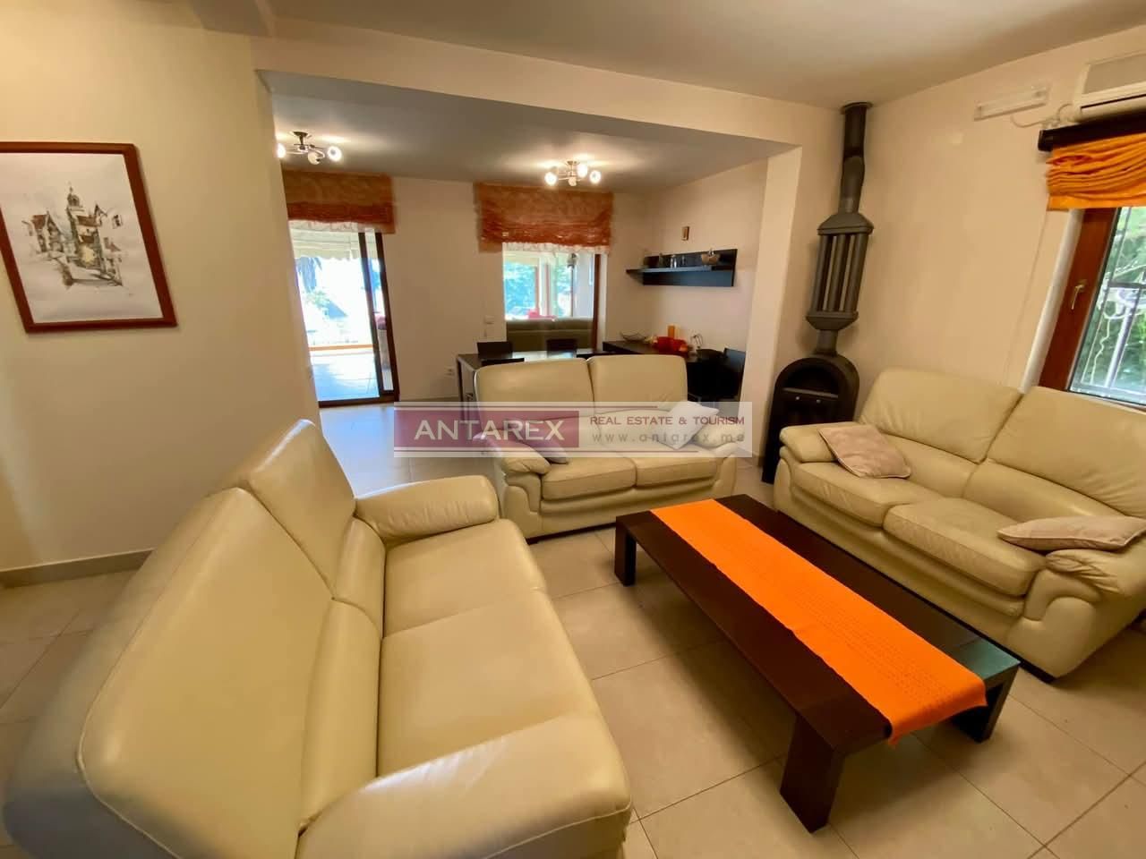 Villa en Petrovac, Montenegro, 217 m² - imagen 3