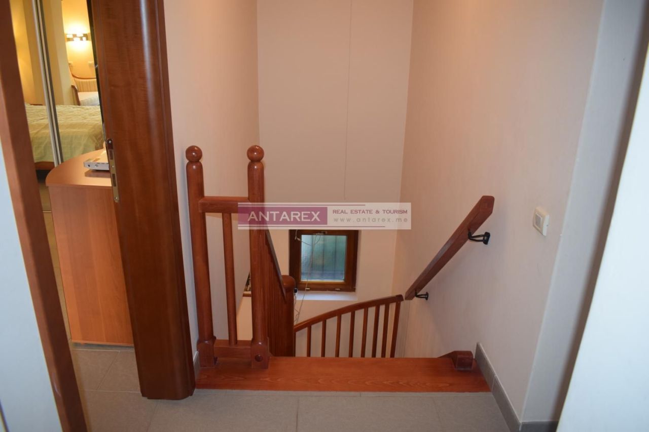 Villa en Petrovac, Montenegro, 217 m² - imagen 17