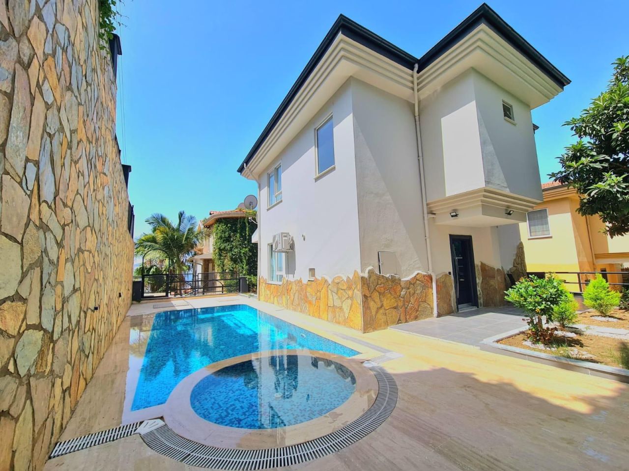 Villa en Alanya, Turquia, 130 m² - imagen 1