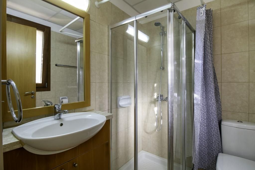 Flat in Paphos, Cyprus, 165 m² - picture 7