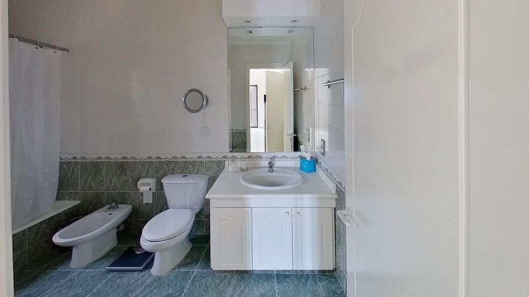 Villa in Kamares, Cyprus, 230 m² - picture 13