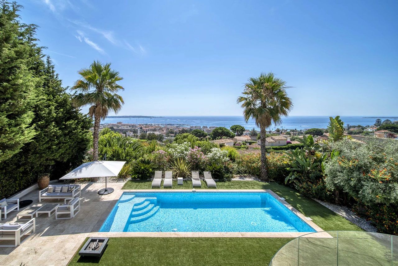 Villa a Golfe-Juan, Francia, 235 m² - foto 2