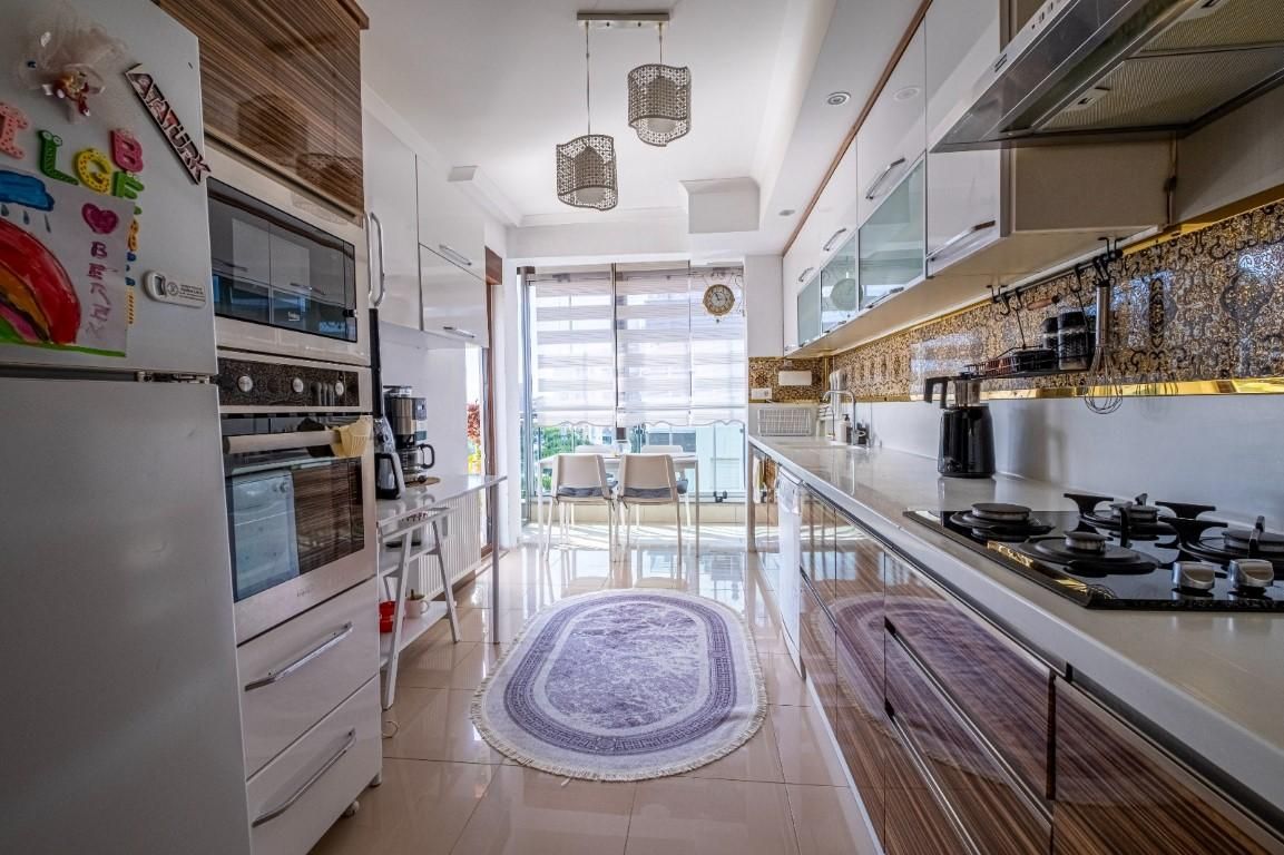 Wohnung in Antalya, Türkei, 190 m² - Foto 1