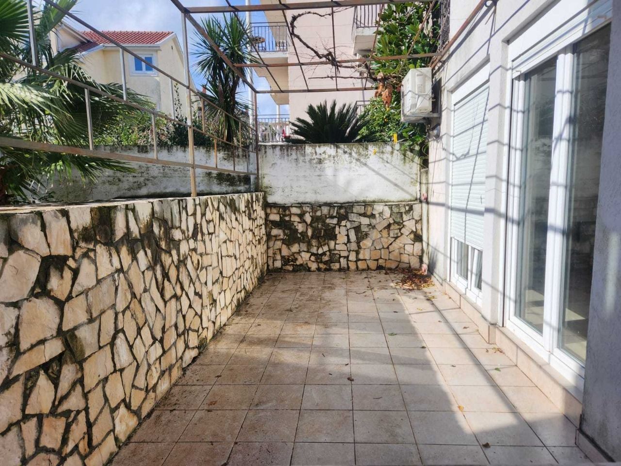 Wohnung in Herceg-Novi, Montenegro, 53 m² - Foto 1