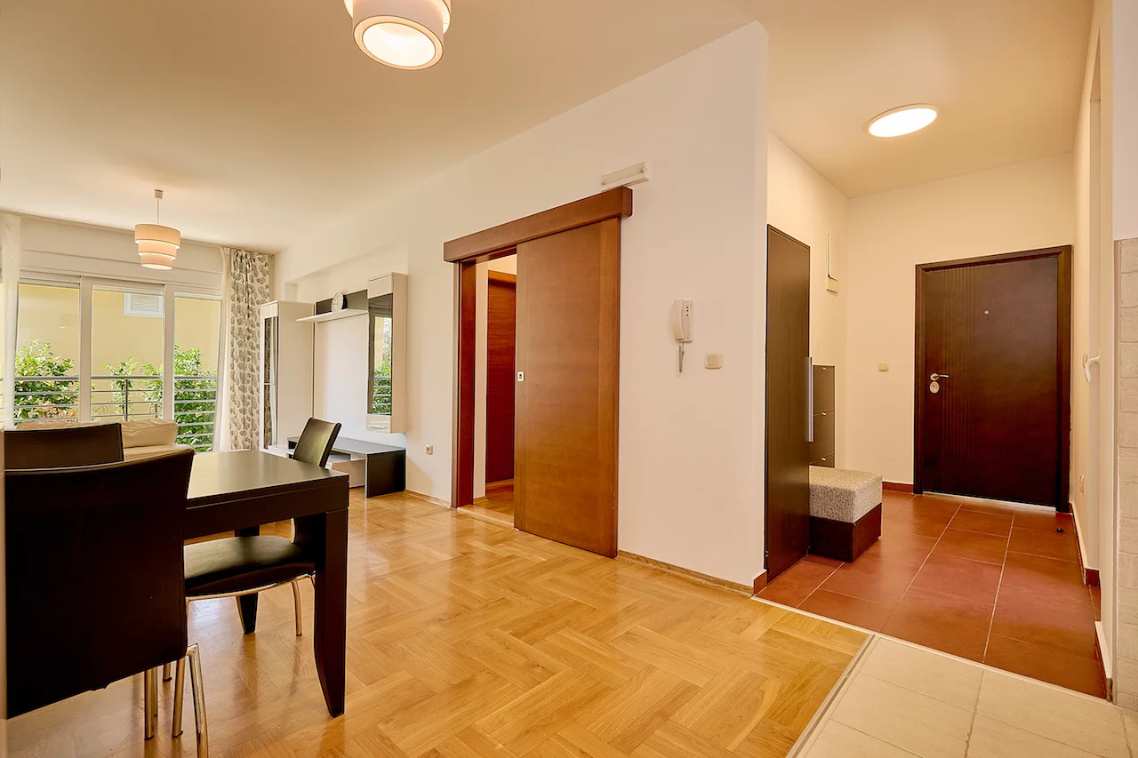 Wohnung in Budva, Montenegro, 68 m² - Foto 1