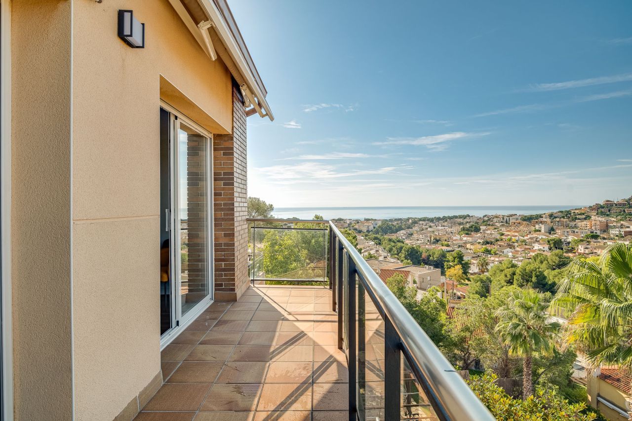 Casa a Segur de Calafell, Spagna, 244 m² - foto 4