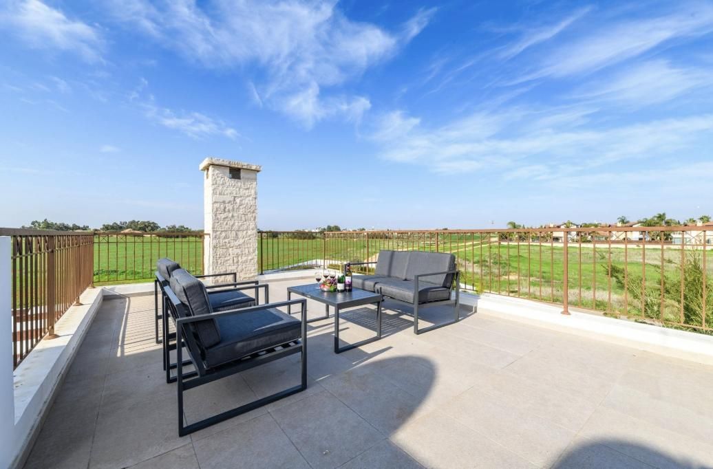 Casa a Agia Napa, Cipro, 219 m² - foto 2