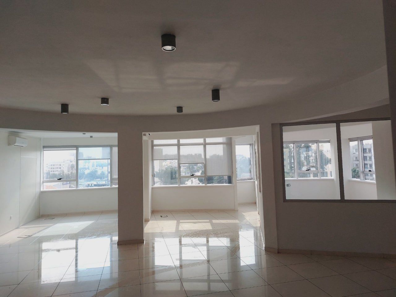 Büro in Larnaka, Zypern, 187 m² - Foto 4