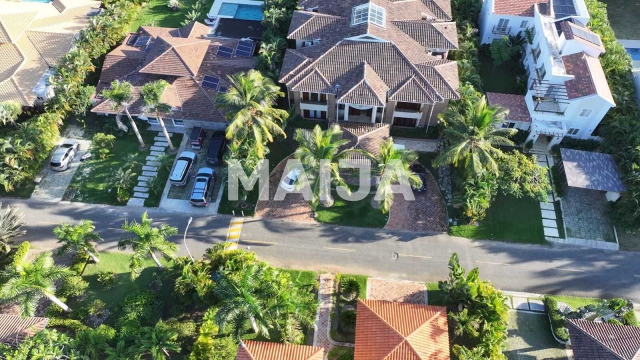 House in Punta Cana, Dominican Republic, 1 437 m² - picture 2