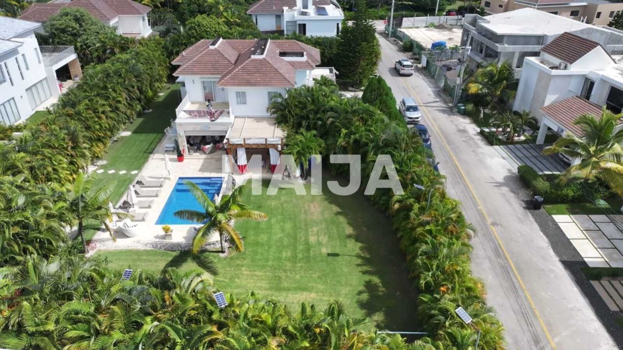 Maison à Punta Cana, République dominicaine, 400 m² - image 2