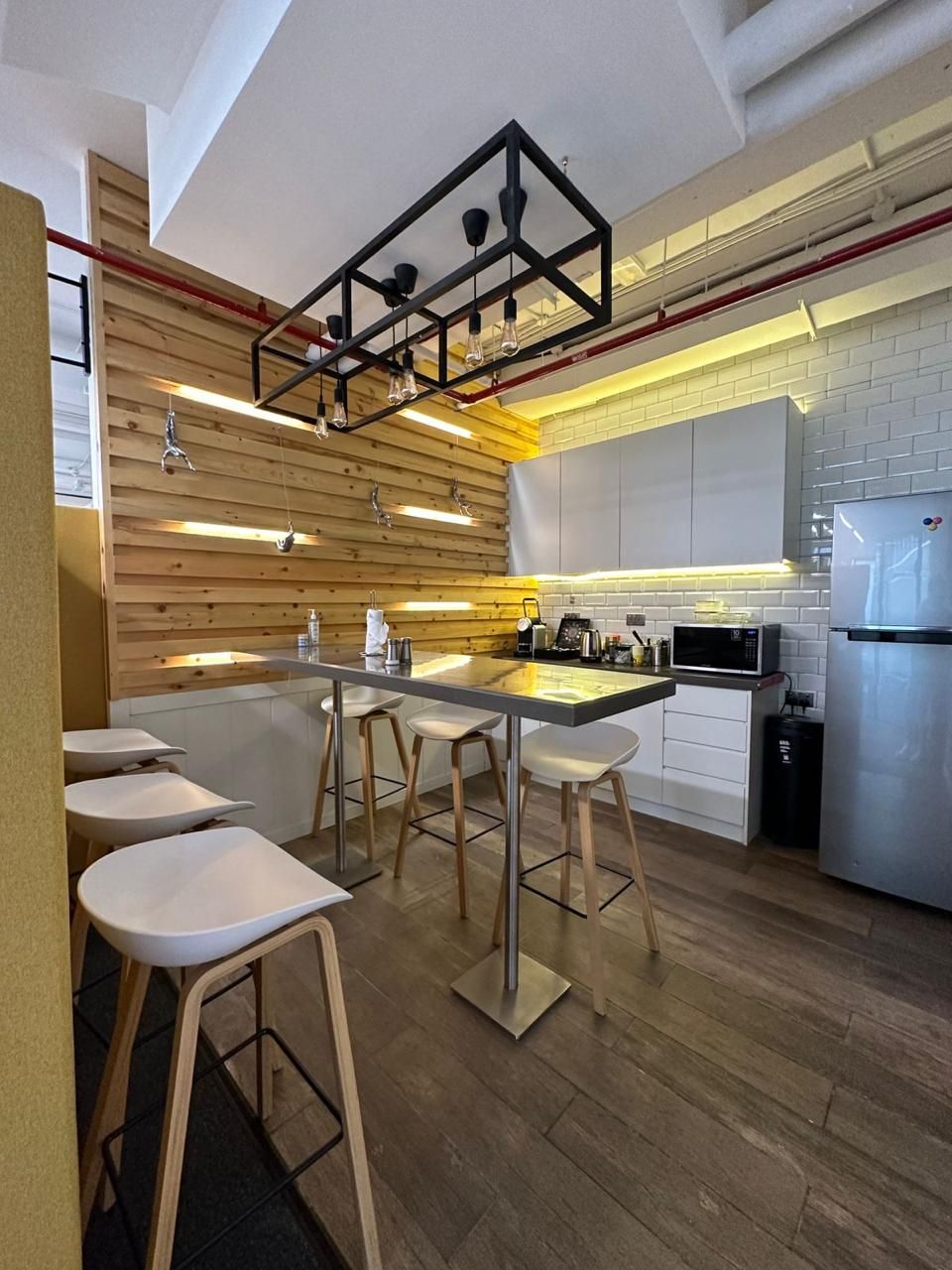 Bureau à Dubaï, EAU, 107 m² - image 14