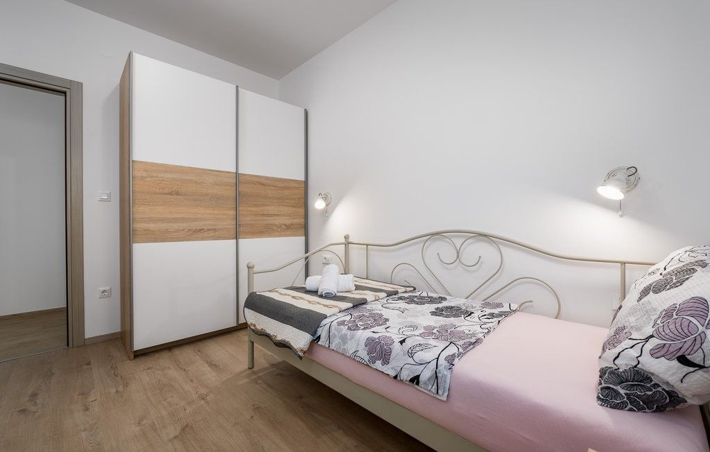 House in Fazana, Croatia, 340 m² - picture 19