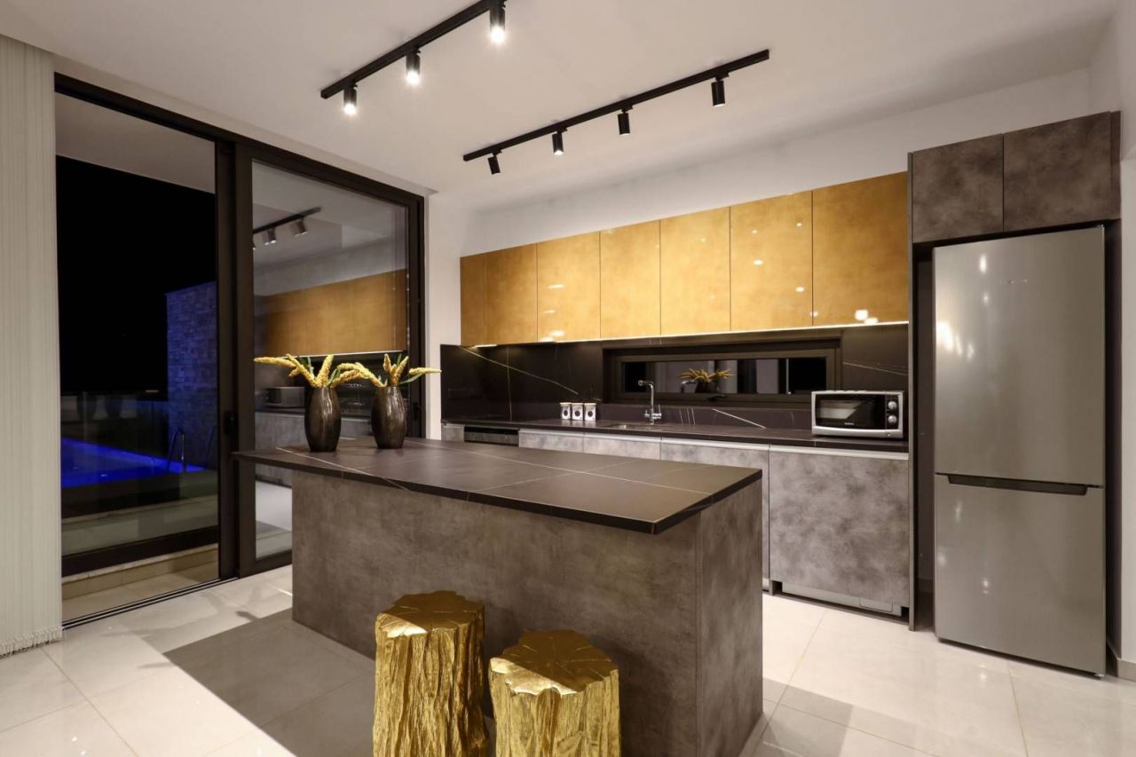 Casa en Agia Napa, Chipre, 309 m² - imagen 3