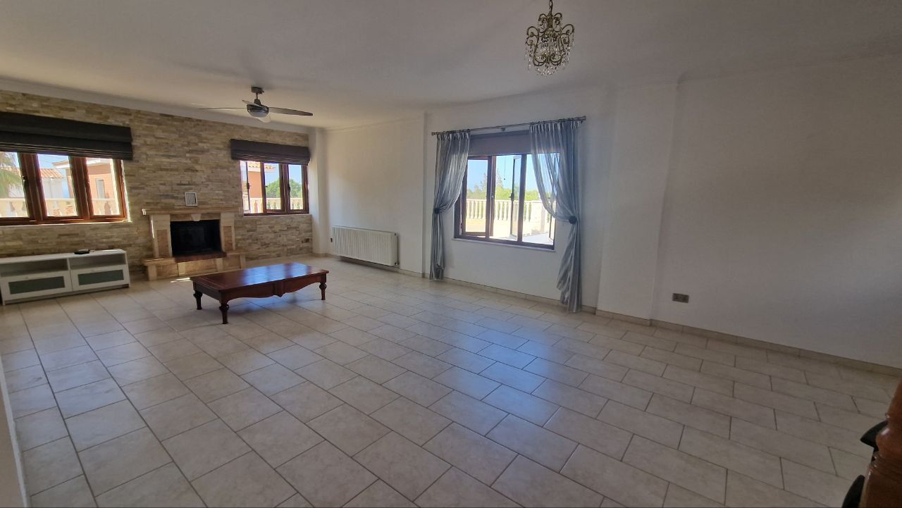 House in Agia Napa, Cyprus, 300 m² - picture 5