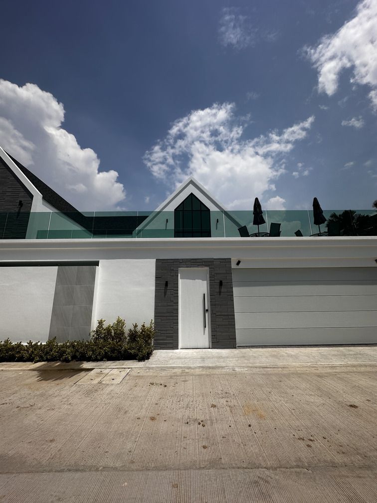 Villa a Pattaya, Thailandia, 300 m² - foto 1