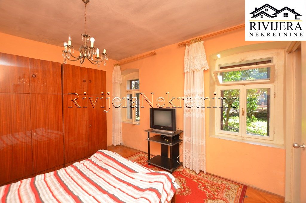 Maison à Herceg-Novi, Monténégro, 57 m² - image 2