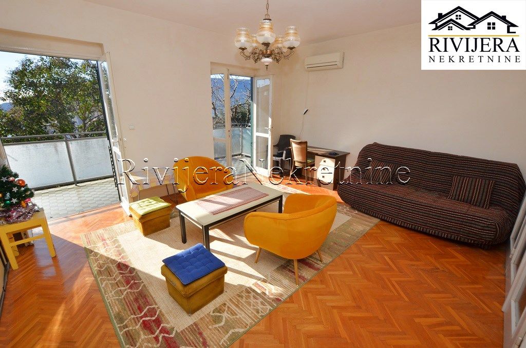 Maison à Herceg-Novi, Monténégro, 372 m² - image 1