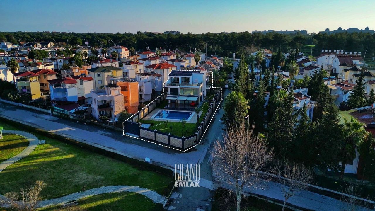 Villa a Antalya, Turchia, 650 m² - foto 5