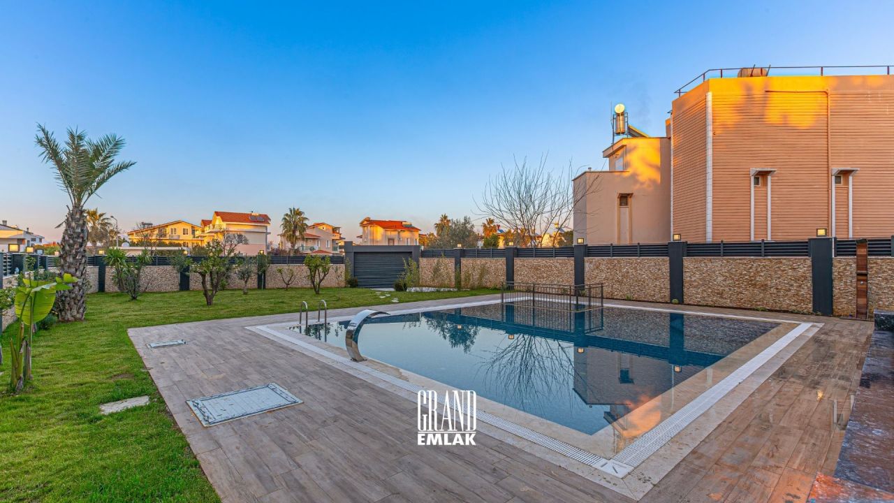 Villa a Antalya, Turchia, 650 m² - foto 3