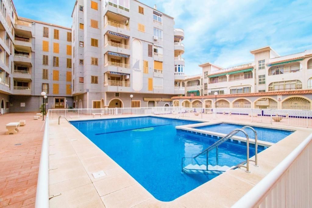 Appartement à Torrevieja, Espagne, 69 m² - image 1