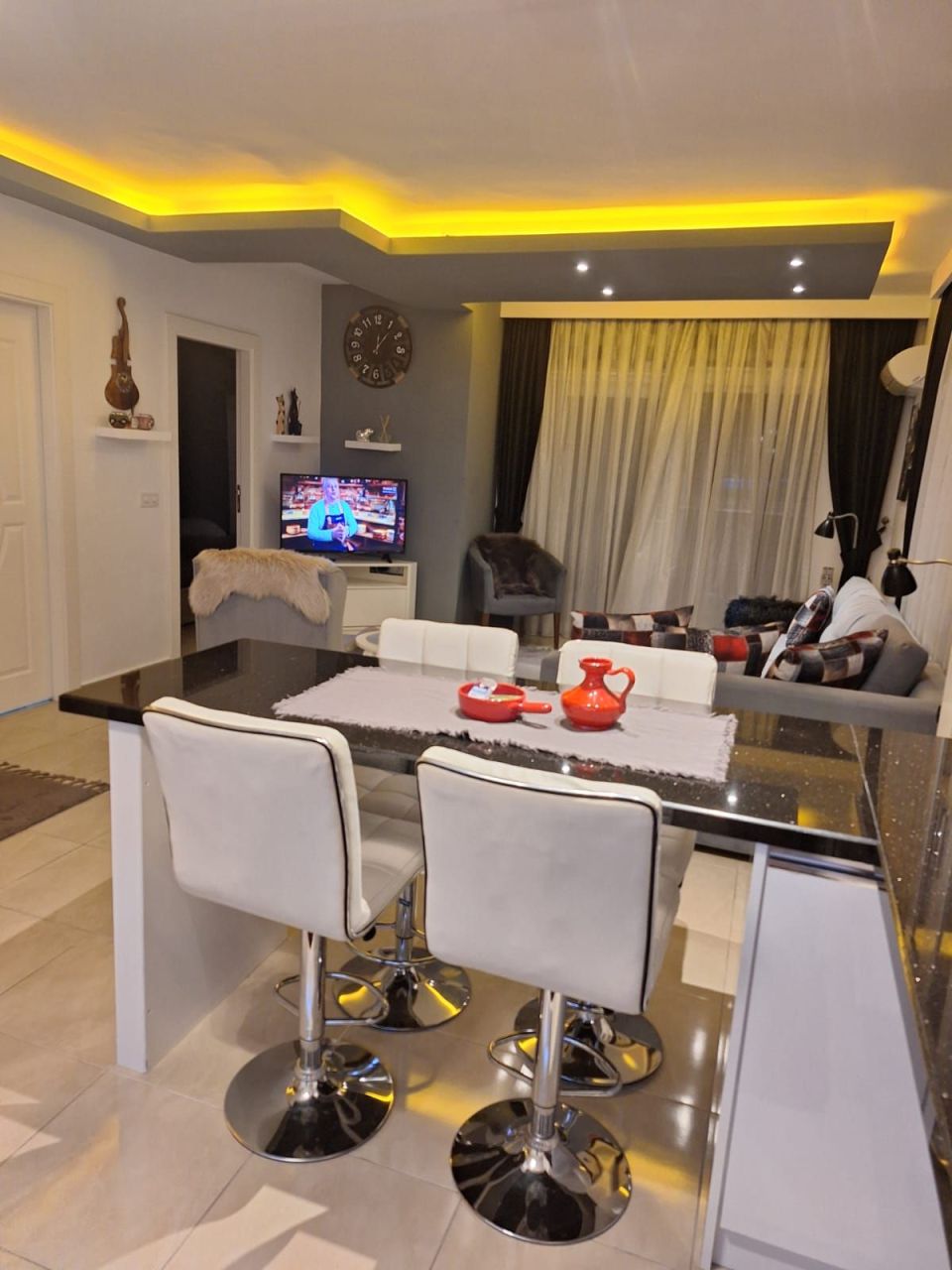 Flat in Alanya, Turkey, 120 m² - picture 1