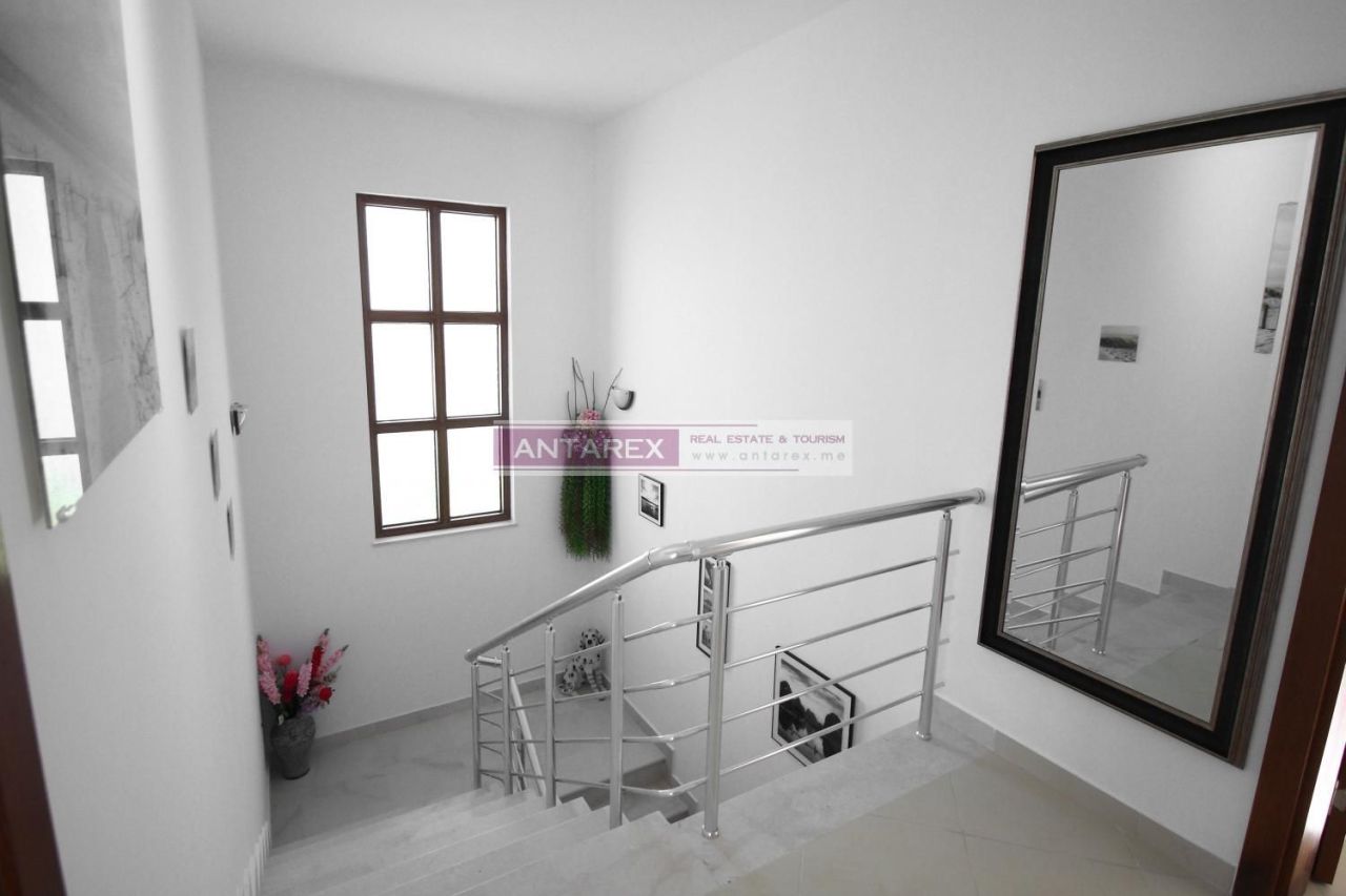 Villa in Sveti Stefan, Montenegro, 354 m² - Foto 14