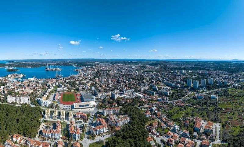 Appartement à Pula, Croatie, 109.02 m² - image 4