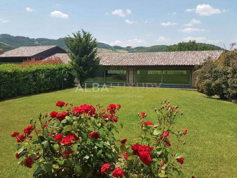 Appartement Località San Donato, Italie, 2 753 m² - image 7