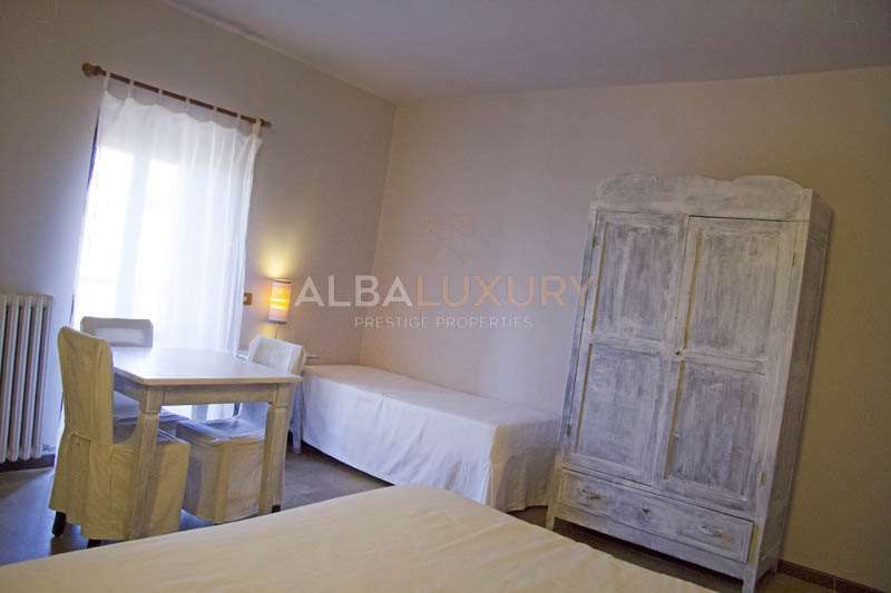 Appartement Località San Donato, Italie, 2 753 m² - image 17