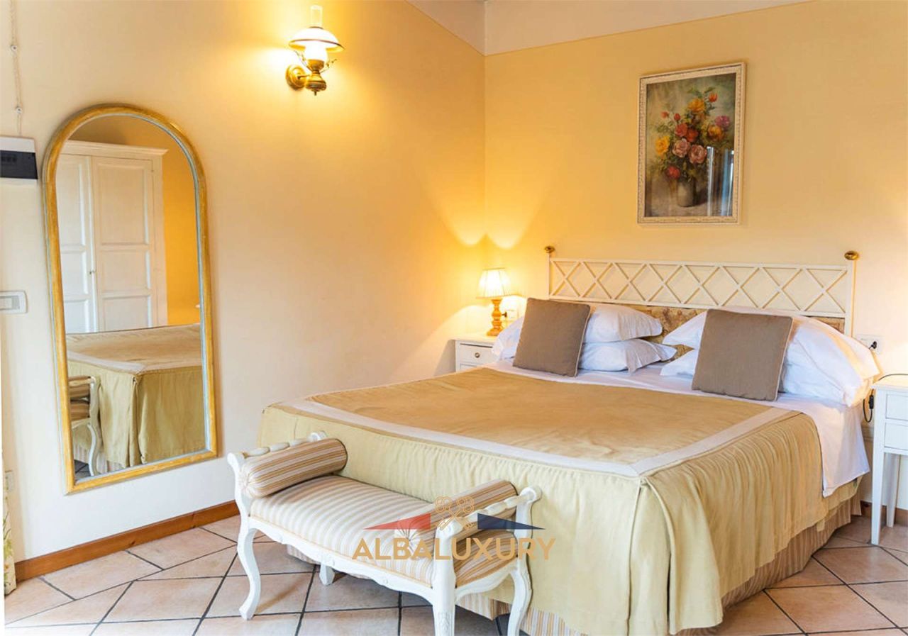 Apartment in Impruneta, Italy, 2 800 m² - picture 18