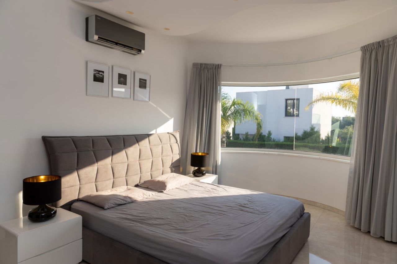 House in Chlorakas, Cyprus, 290 m² - picture 4