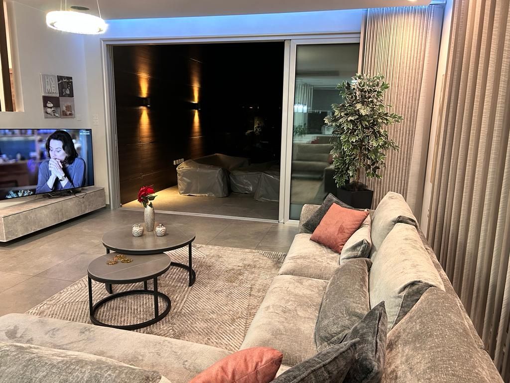 Casa a Limassol, Cipro, 250 m² - foto 17