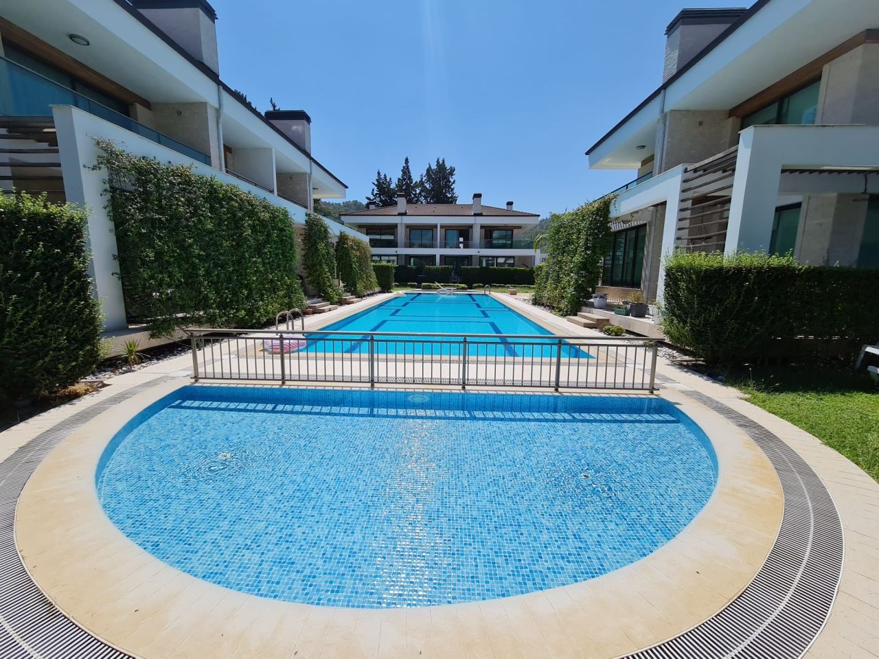 Villa in Antalya, Turkey, 200 m² - picture 1