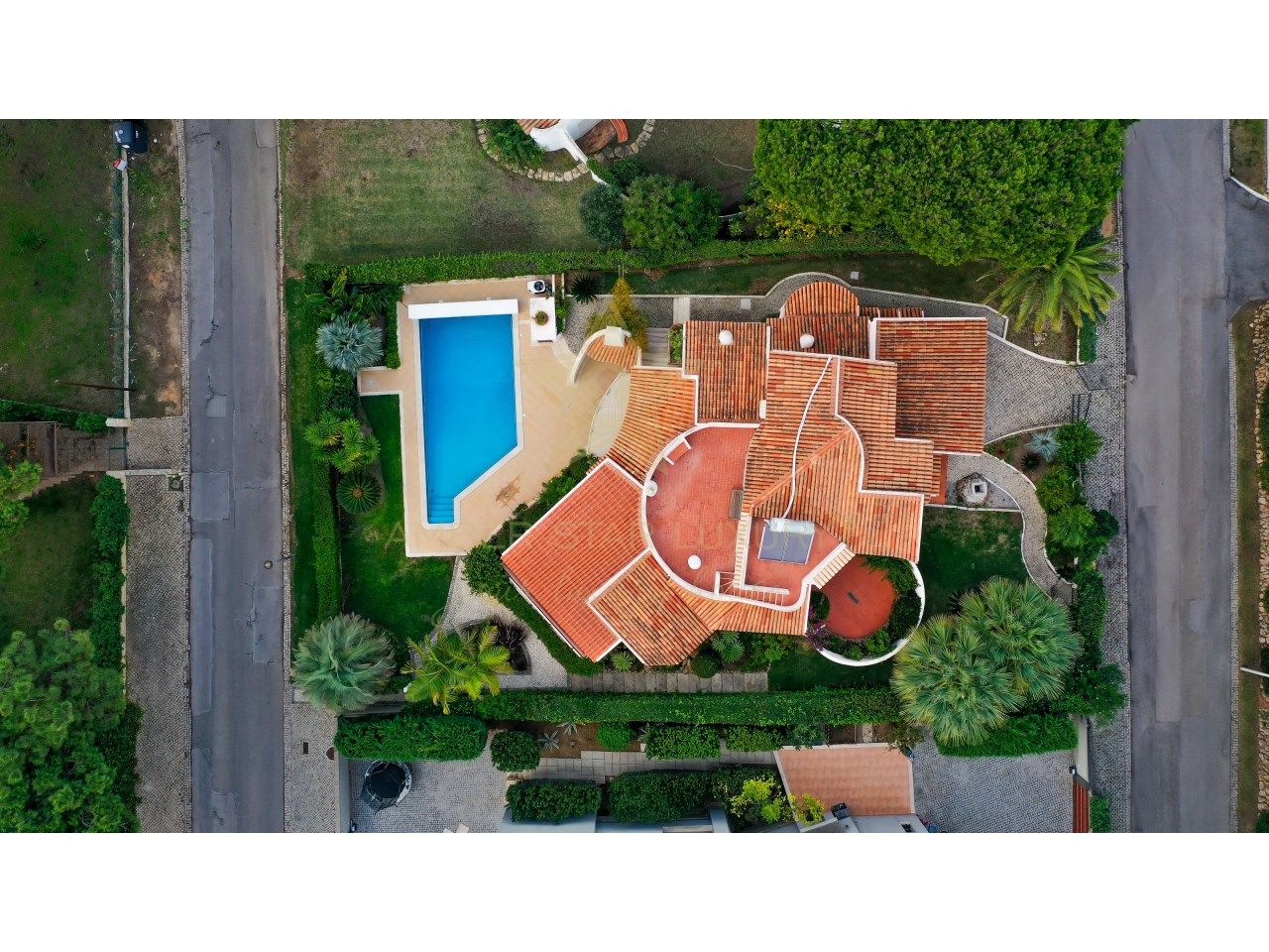 Villa en Quarteira, Portugal, 170 m² - imagen 15