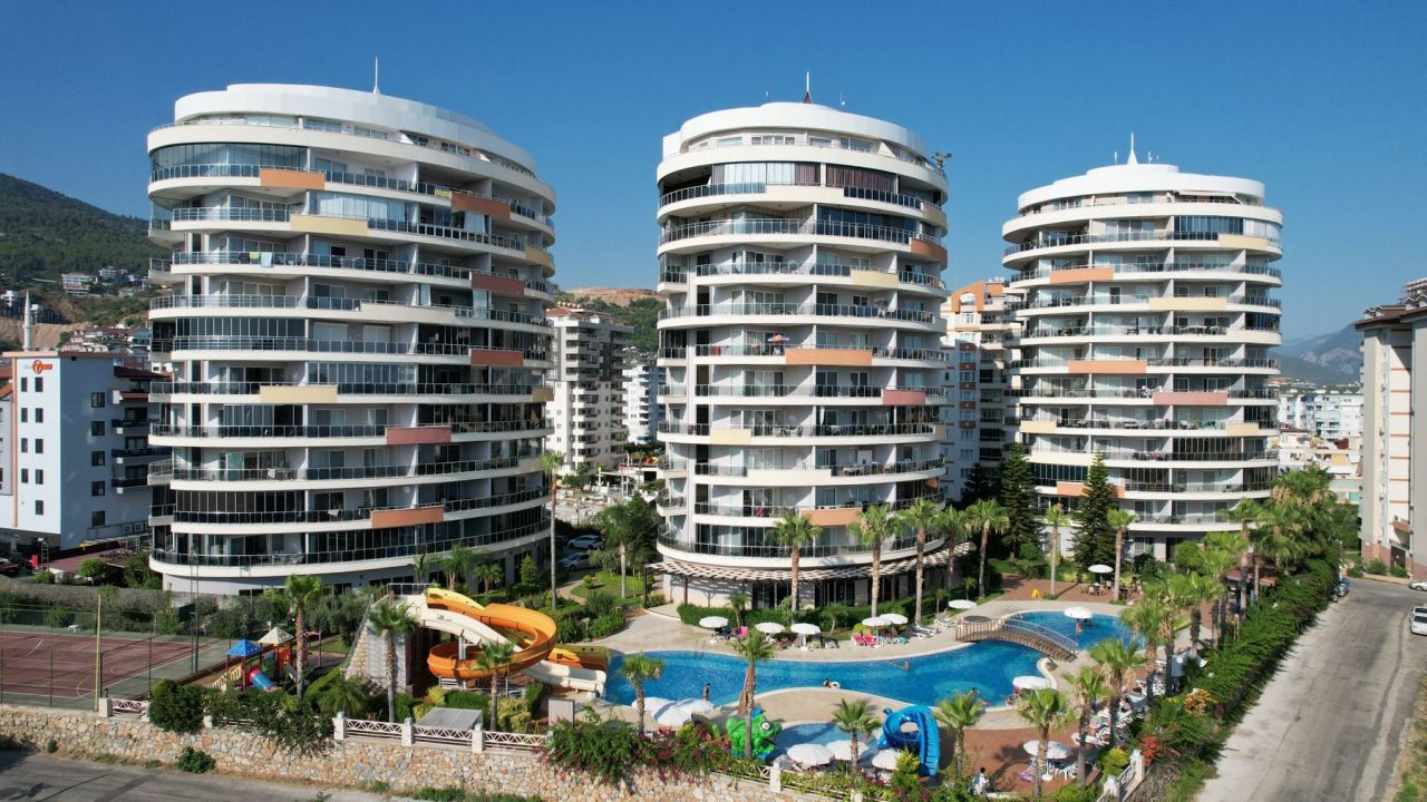 Penthouse in Alanya, Turkey, 280 m² - picture 1