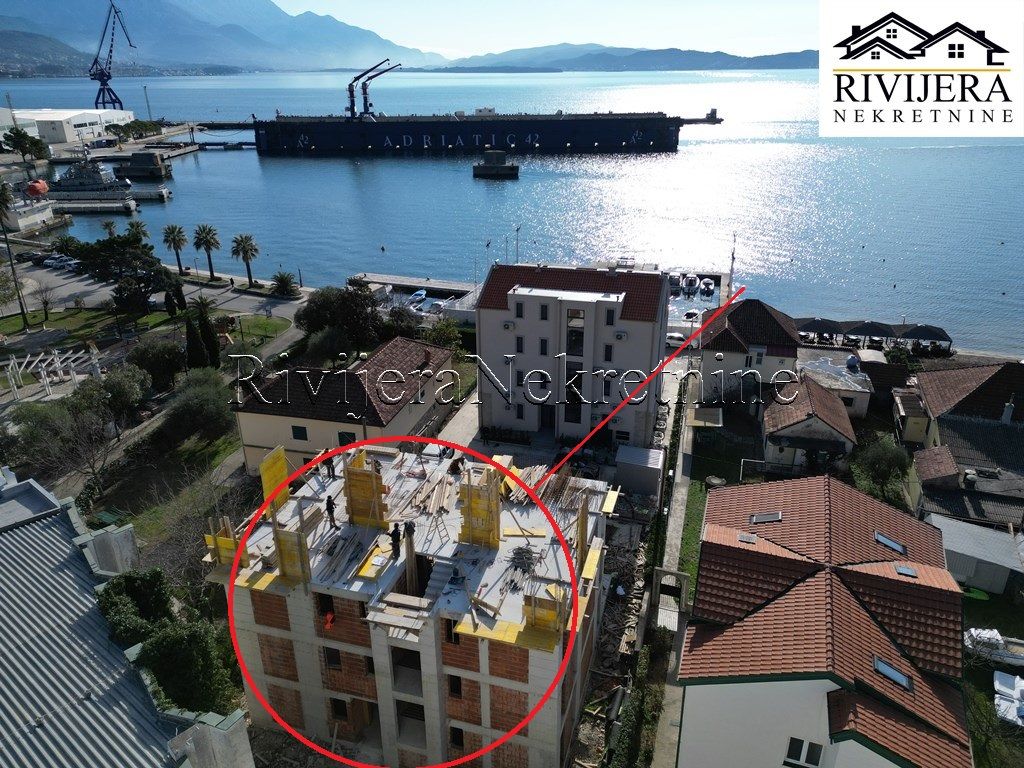 Wohnung in Herceg-Novi, Montenegro, 42 m² - Foto 1