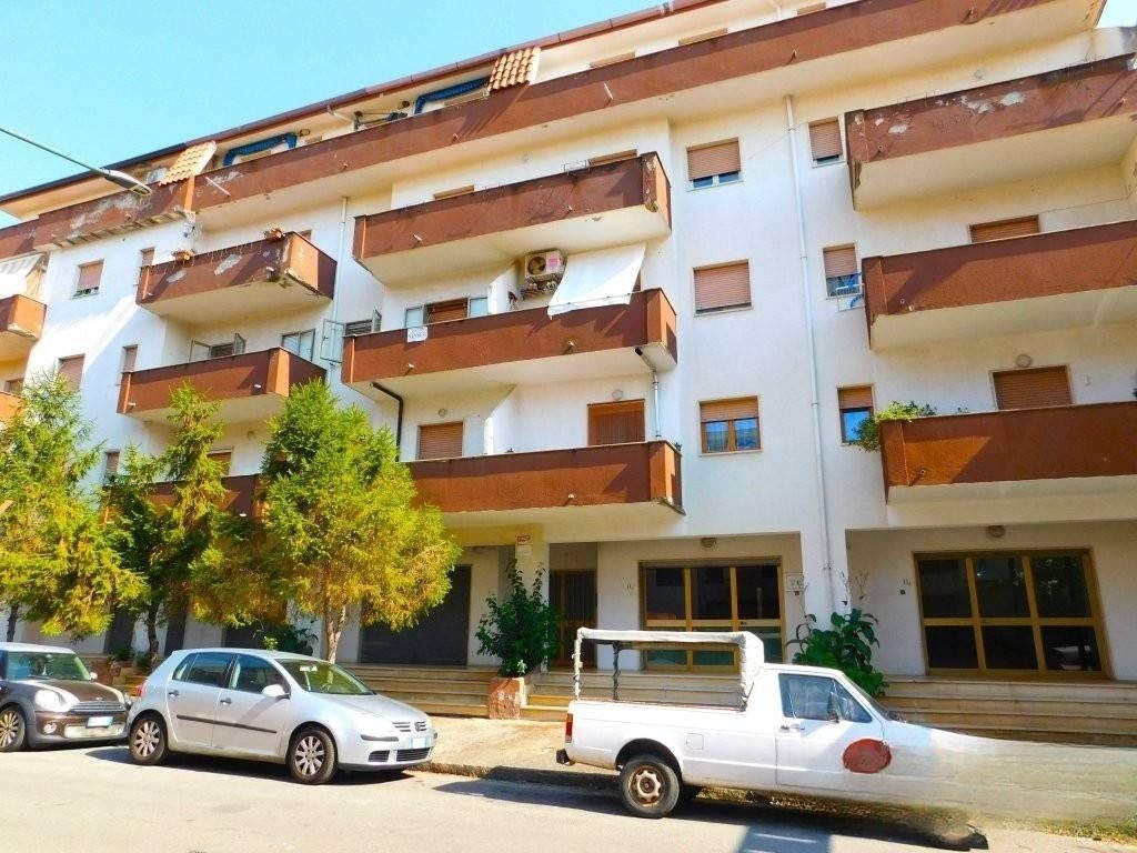 Appartement à Scalea, Italie, 55 m² - image 1