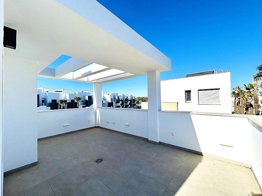 Villa in Guardamar del Segura, Spain, 180 m² - picture 8