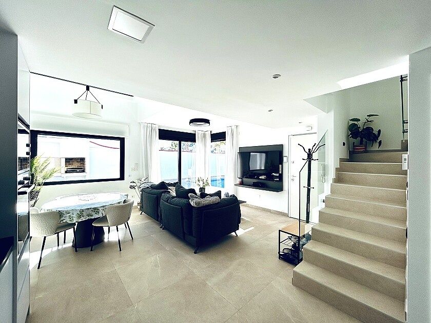 Villa in Guardamar del Segura, Spain, 180 m² - picture 13