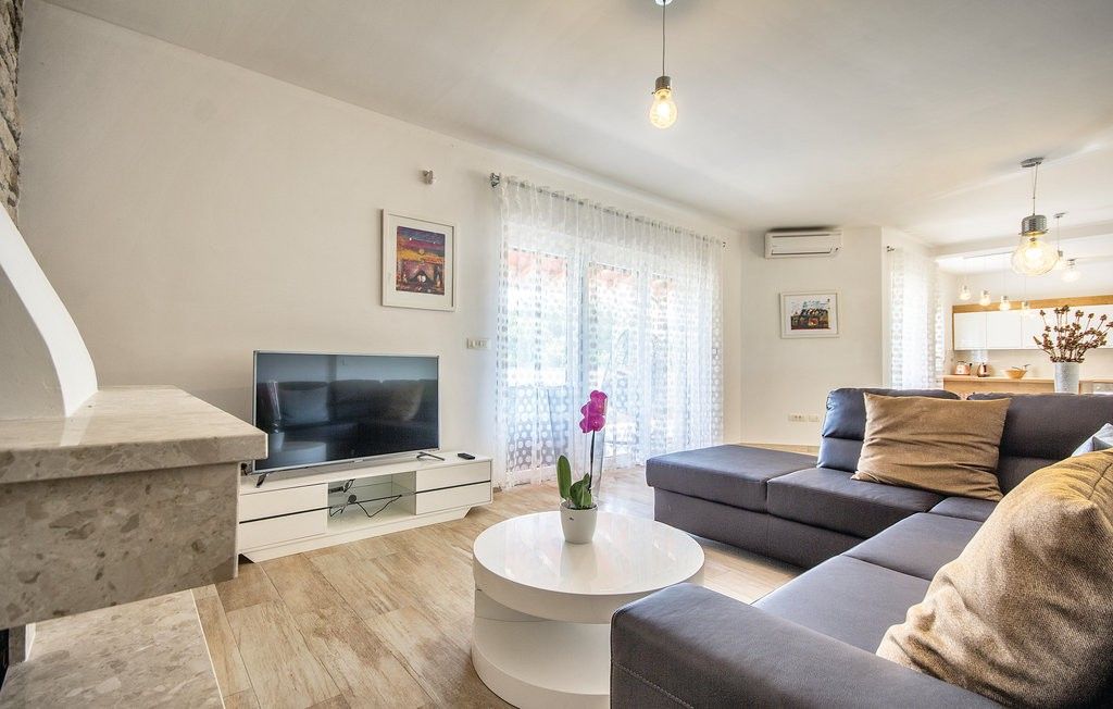 Maison à Premantura, Croatie, 370 m² - image 18