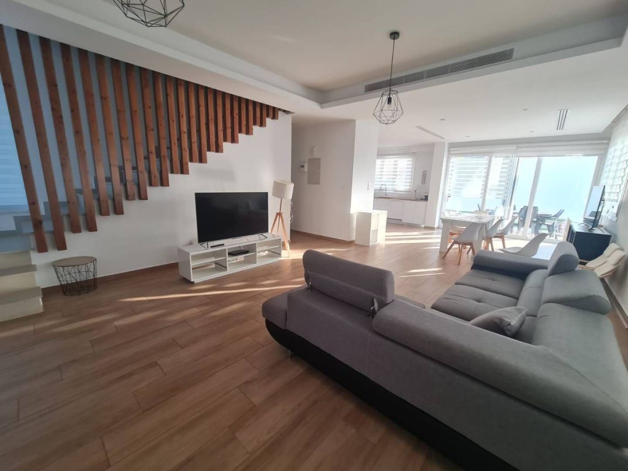 Casa en Aradippou, Chipre, 180 m² - imagen 1