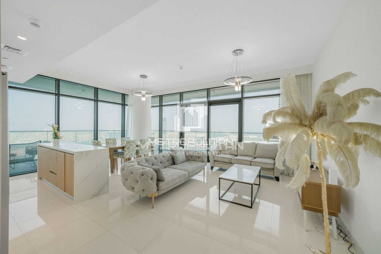 Apartment in Dubai, UAE, 179 m² - picture 1