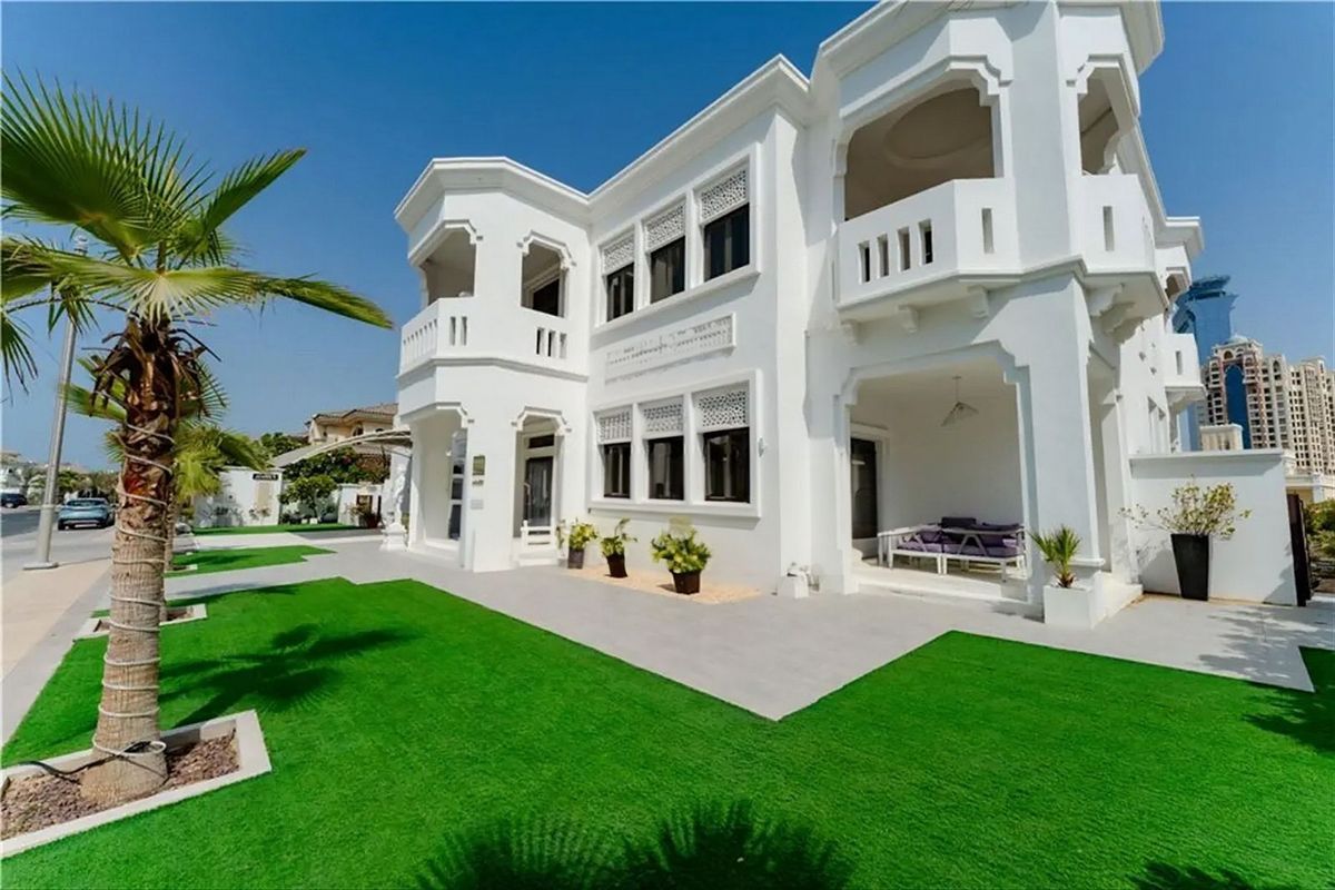 Villa in Dubai, UAE, 622 m² - picture 1